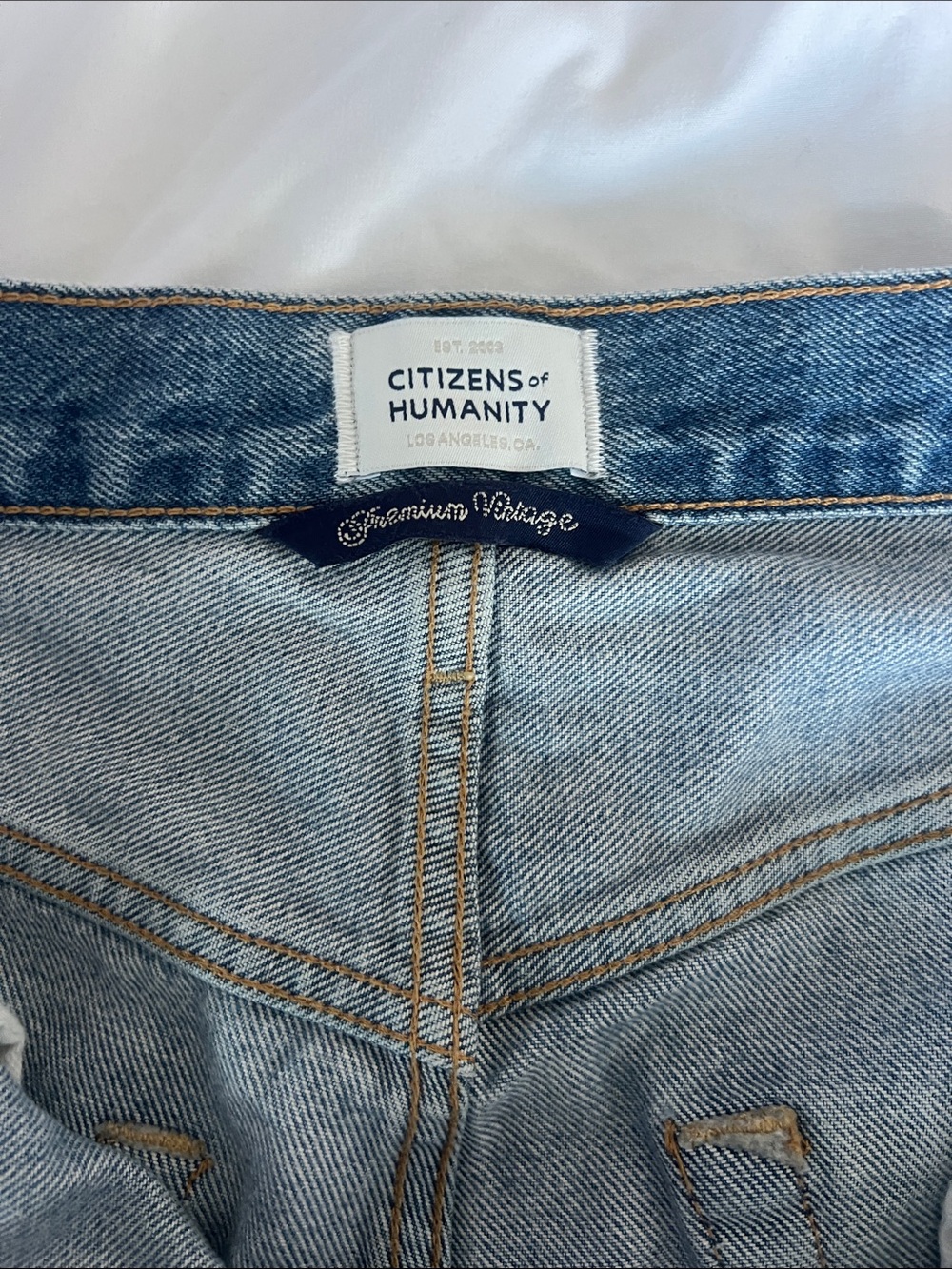 Citizens of Humanity Light Blue Denim Cutoff Shorts - Unbranded - Picture 2 of 7